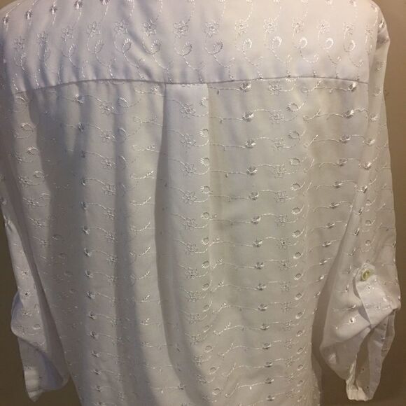 Drapors and Damons Women’s button up shirt - Picture 6 of 9